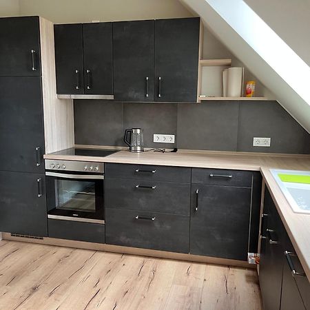 Luxus Lindenhof Apartments -Ferienwohnungen In Friesland An Der Nordsee Am Naturschutzgebiet Urwald Neuenburg  Rom bilde