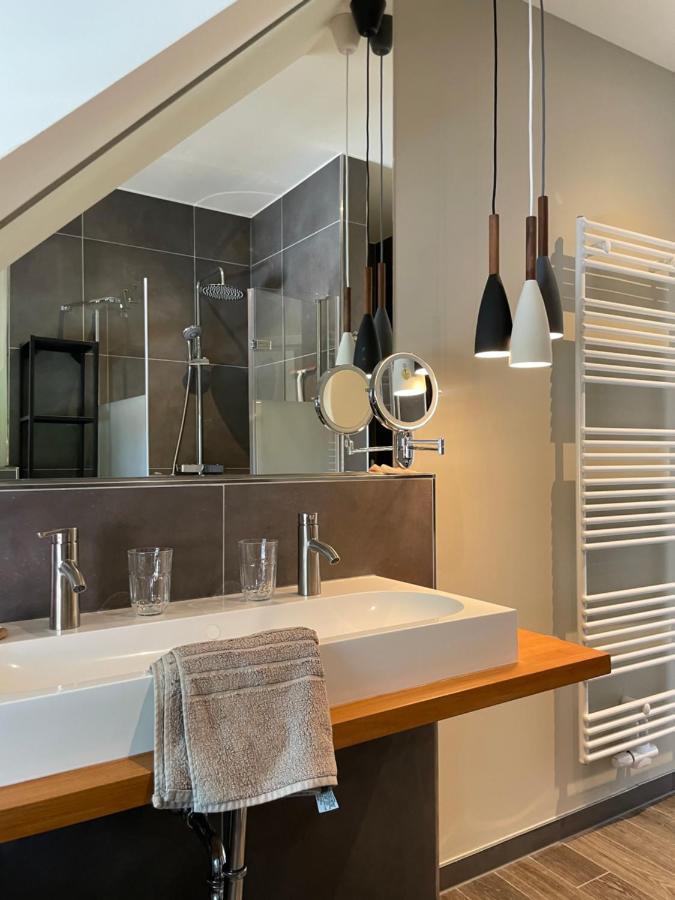 Luxus Lindenhof Apartments -Ferienwohnungen In Friesland An Der Nordsee Am Naturschutzgebiet Urwald Neuenburg  Eksteriør bilde